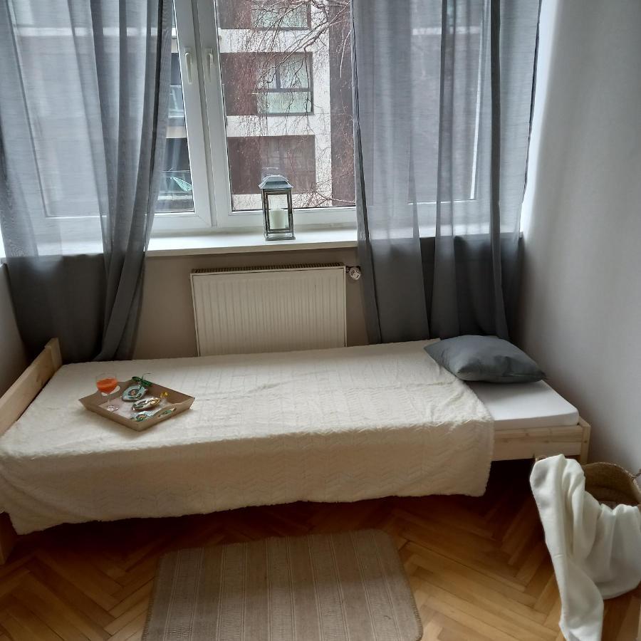 Regem Pokoje Zlota Warschau Exterior foto