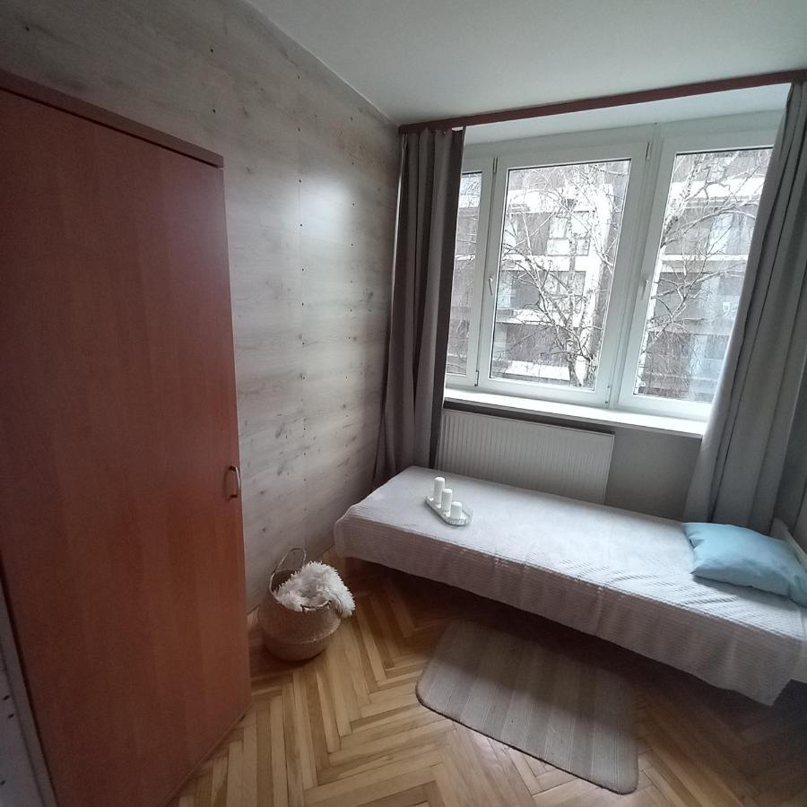 Regem Pokoje Zlota Warschau Exterior foto