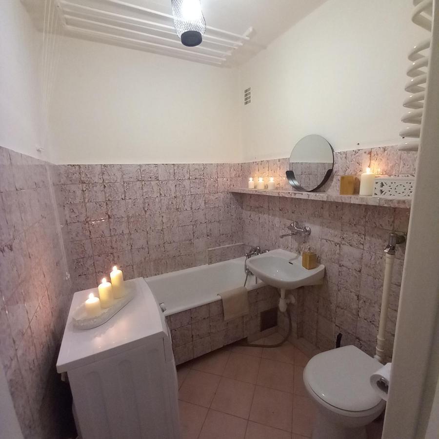 Regem Pokoje Zlota Warschau Exterior foto
